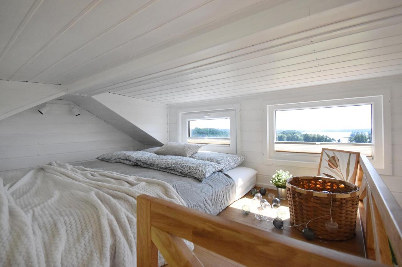 Вилла Dadaj Park - Tiny House Бискупец Экстерьер фото