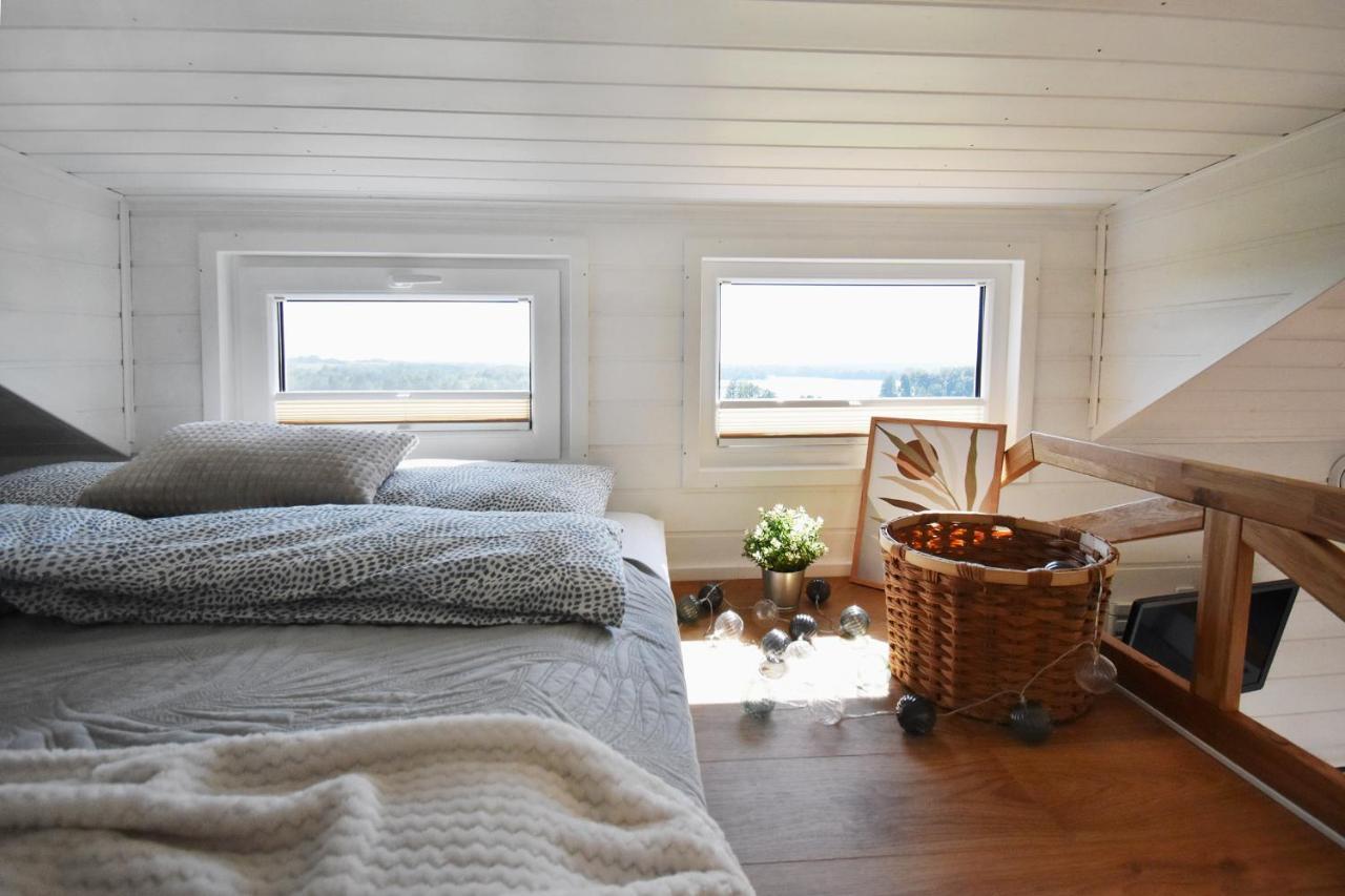 Вилла Dadaj Park - Tiny House Бискупец Экстерьер фото
