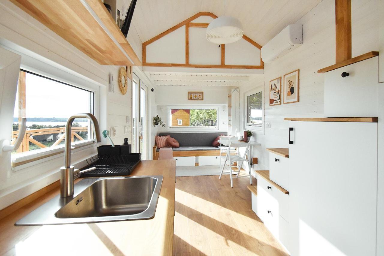 Вилла Dadaj Park - Tiny House Бискупец Экстерьер фото